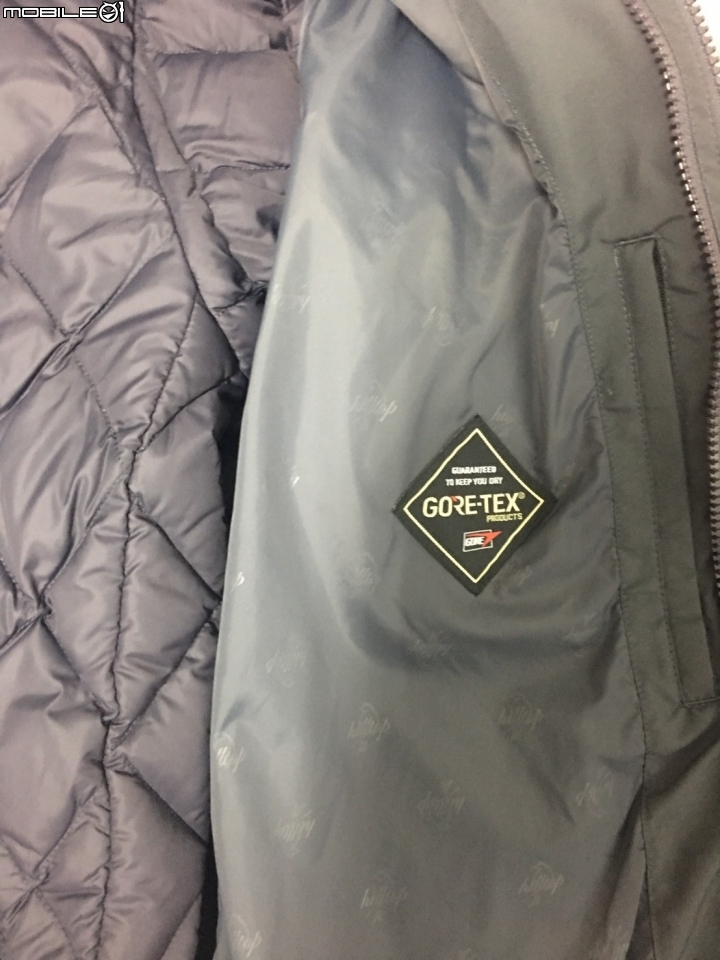[開箱] 山頂鳥 兩件式防水羽絨短大衣