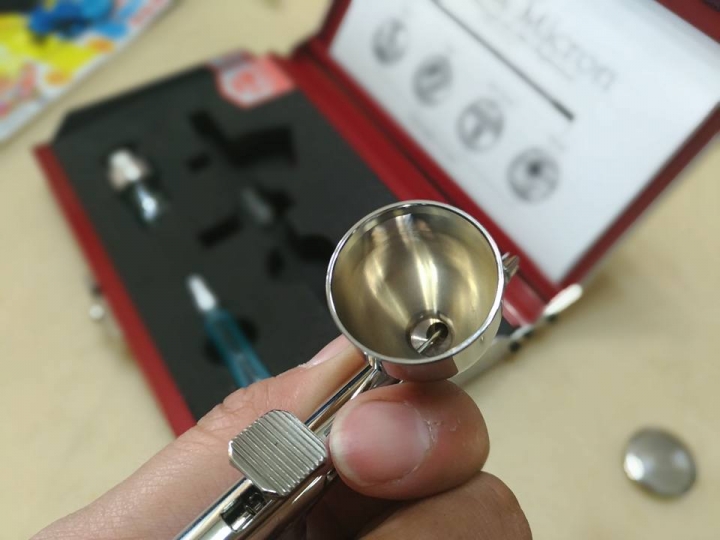 岩田 iwata CM-CP2 0.23 噴筆王者 開箱~~~~