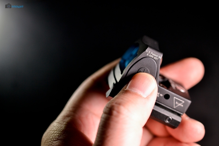 [開箱] 幫相機加個內紅點快瞄鏡【Trijicon RMR(F) 】