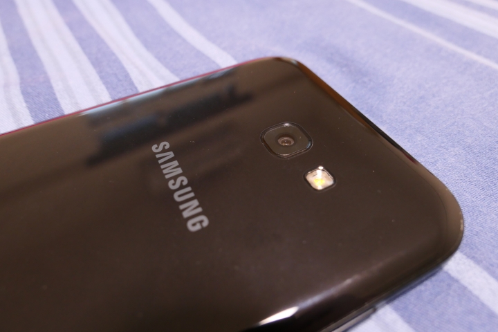 [測試體驗]：SAMSUNG A7（2017版）新手的水秘境探險