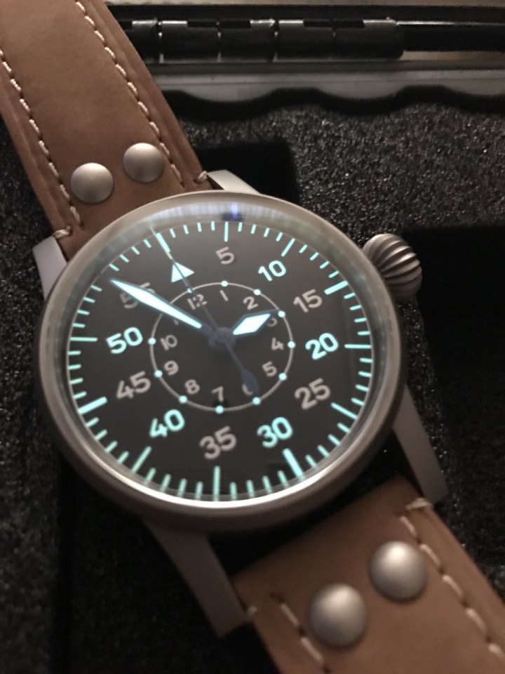 二戰德軍B-Uhr 空軍飛行觀測錶～開箱篇 一星期只營業一天的錶店TimeFactors - PRECISTA