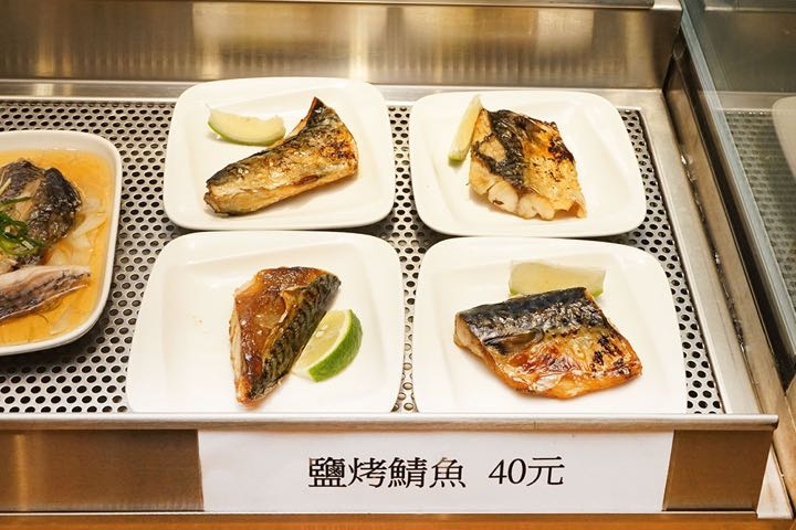 【台南自助餐－東區】好田和洋料理自助餐｜新店報到！IKEA X無印良品風，平價與質感也能相提並論。各式義大利麵|燉飯|Pizza|熱炒|烤物|咖啡果汁|兒童遊戲區