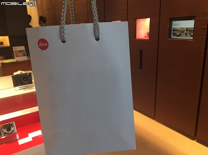 LEICA Q SF40 閃光燈日本購入~~
