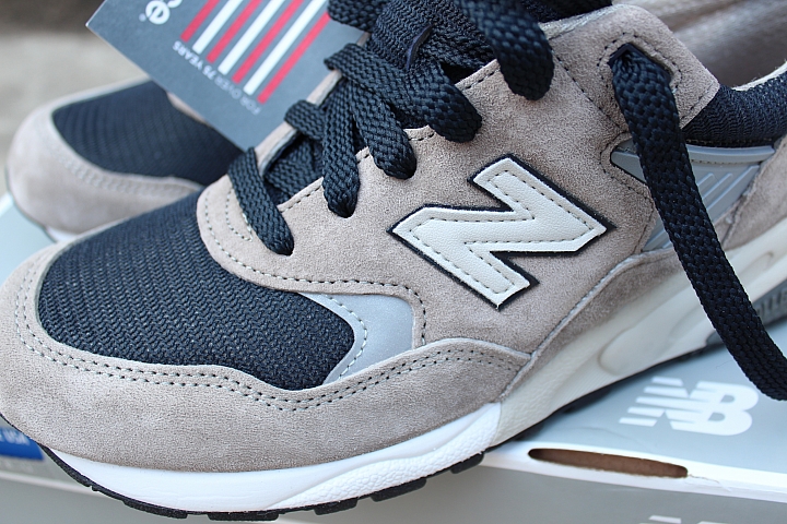 【開箱實穿分享】New Balance 585 m585gr nb585 比較 nike adidas