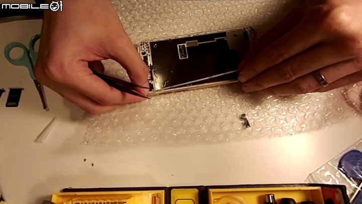慶祝A9更新7.0更換黃晶金背蓋讓他再戰一整年~~~~(內含影片)