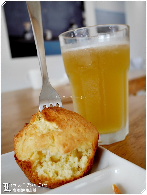 【台中 北區】美味手作甜點現場烘烤，寧靜的小空間裡讓心情起飛。紙飛機Café Paper Flight