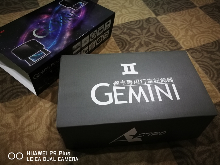 [開箱] Astro GEMINI雙鏡頭行車記錄器-簡易開箱