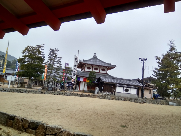 [2017.01.28-02.02]廣島、宮島嚴島神社、岩國錦帶橋、岡山後樂園、倉敷、松江城、出雲大社、大阪天王寺之旅(大推Hotel & Resort Bali Tower Tennoji！！！)
