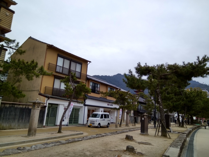 [2017.01.28-02.02]廣島、宮島嚴島神社、岩國錦帶橋、岡山後樂園、倉敷、松江城、出雲大社、大阪天王寺之旅(大推Hotel & Resort Bali Tower Tennoji！！！)