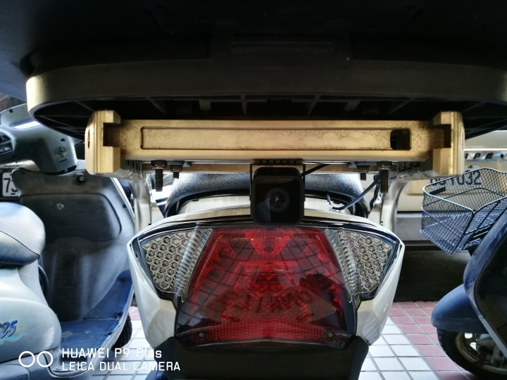 [開箱] Astro GEMINI雙鏡頭行車記錄器-簡易開箱