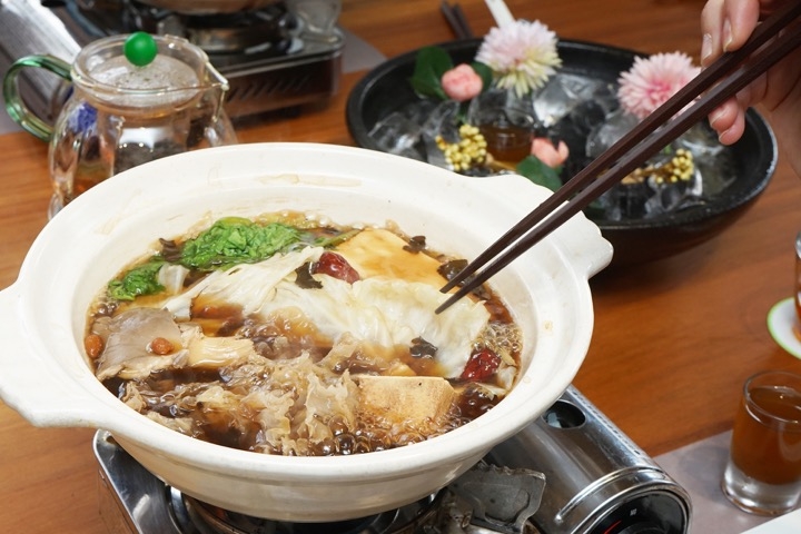 【台南蔬食餐廳-安平】食蔬茶齋｜大自然的禮讚，把最健康養生的料理端上桌！歡迎手浴|創意蔬食料理|品茶|聚餐放鬆