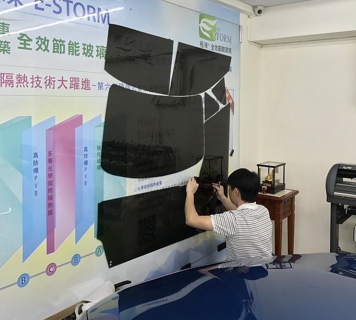 2017 IS200t F-Sport 小開箱＆換胎/鍍膜/隔熱紙/交車、回廠狀況分享（圖多）