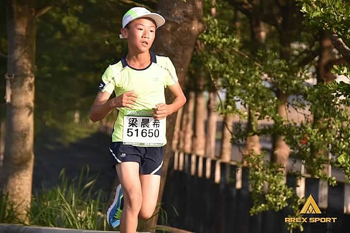 分享....小犬第二場計時路跑賽事10K!!(2016田中馬拉松)