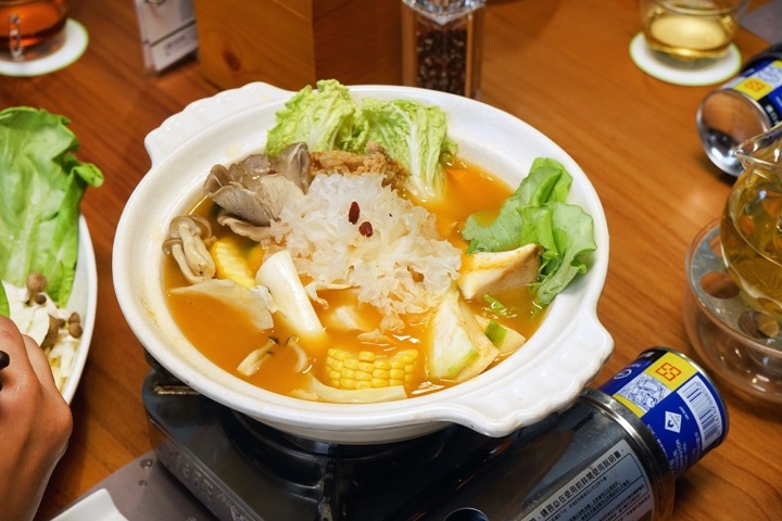 【台南蔬食餐廳-安平】食蔬茶齋｜大自然的禮讚，把最健康養生的料理端上桌！歡迎手浴|創意蔬食料理|品茶|聚餐放鬆