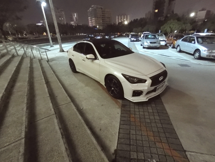 infiniti Q50 2.0t 旗艦版 遲來的開箱文(已於2021/10/22關箱）