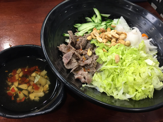 [食記] 桃園蘆竹清越美食館：俗又大碗的越南美食