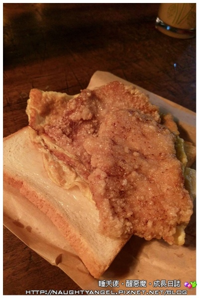 【新竹彈舌記】肯定二訪的美食→晚上營業的早餐店、每桌必點的炒鴨血、小清新甜品店...(距離煙波不到10分鐘車程)