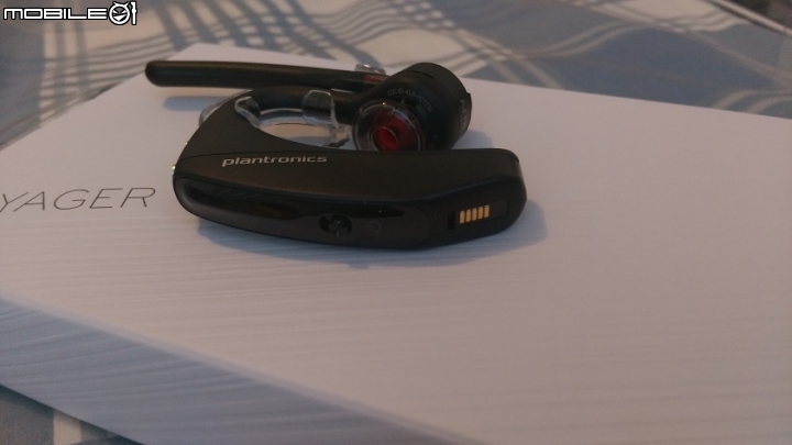 Plantronics Voyager 5200+充電盒 開箱