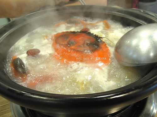 [食記] 台北 信義 十二籃粥火鍋（逸仙店）- 看看那令人垂涎欲滴的大沙公，火鍋粥品一次滿足