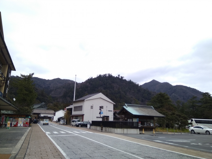 [2017.01.28-02.02]廣島、宮島嚴島神社、岩國錦帶橋、岡山後樂園、倉敷、松江城、出雲大社、大阪天王寺之旅(大推Hotel & Resort Bali Tower Tennoji！！！)