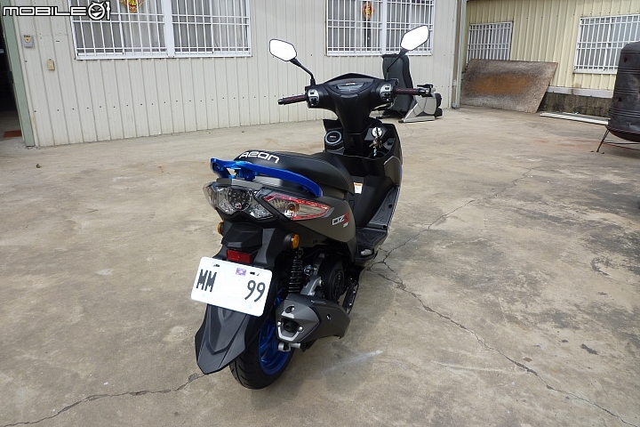 <<開箱>> AEON 宏佳騰 OZS 150 消光鐵灰