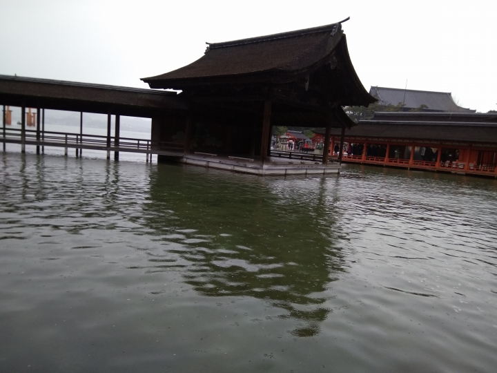 [2017.01.28-02.02]廣島、宮島嚴島神社、岩國錦帶橋、岡山後樂園、倉敷、松江城、出雲大社、大阪天王寺之旅(大推Hotel & Resort Bali Tower Tennoji！！！)
