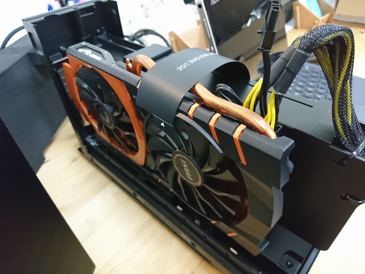 [簡單評測]T303UA測試市售4款thunderbolt 3外接顯卡盒比較。