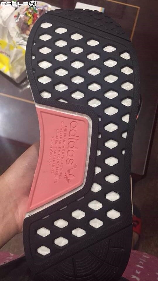 Adidas NMD R1 請各位幫忙驗真偽