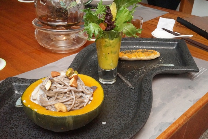 【台南蔬食餐廳-安平】食蔬茶齋｜大自然的禮讚，把最健康養生的料理端上桌！歡迎手浴|創意蔬食料理|品茶|聚餐放鬆