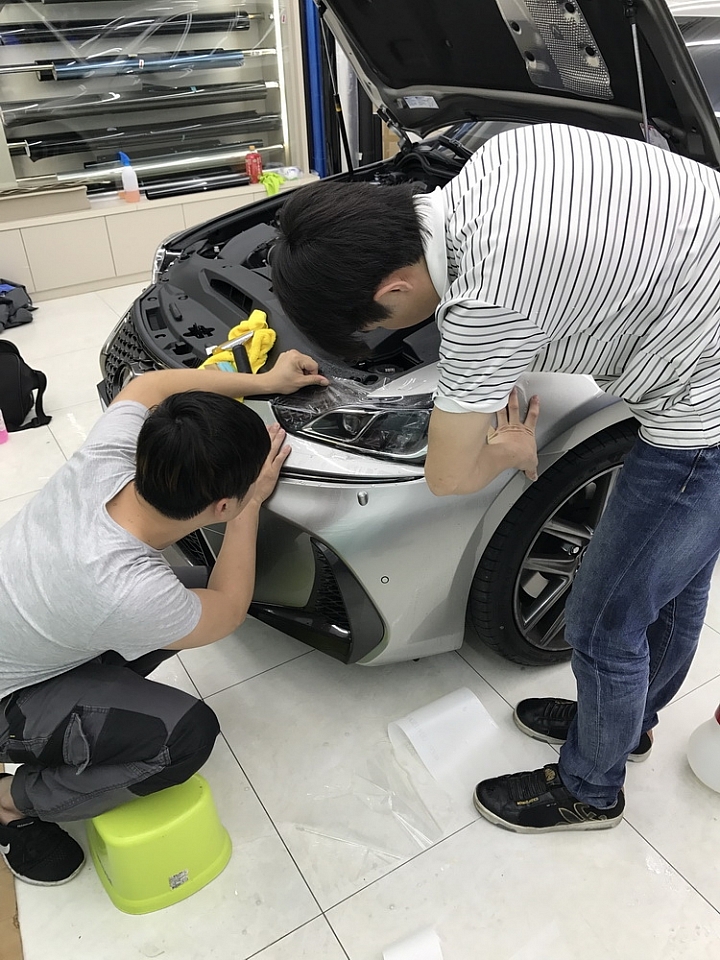 2017 IS200t F-Sport 小開箱＆換胎/鍍膜/隔熱紙/交車、回廠狀況分享（圖多）