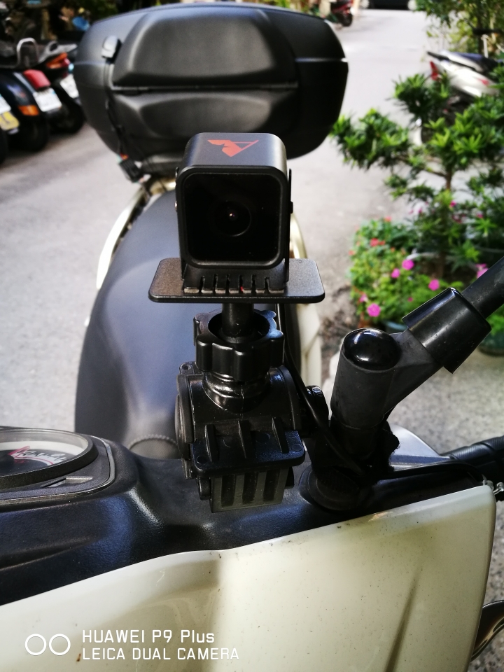 [開箱] Astro GEMINI雙鏡頭行車記錄器-簡易開箱
