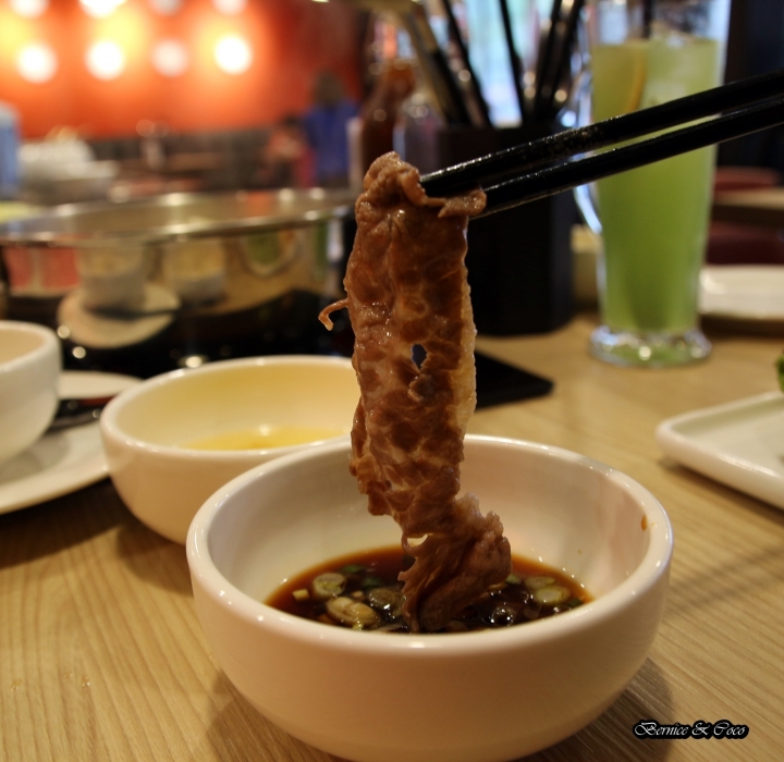 洋夫人壽喜燒、鍋物、牛排和火鍋肉品買一送一,愛吃肉肉的朋友千萬別錯過(捷運葫洲站)(內湖美食)