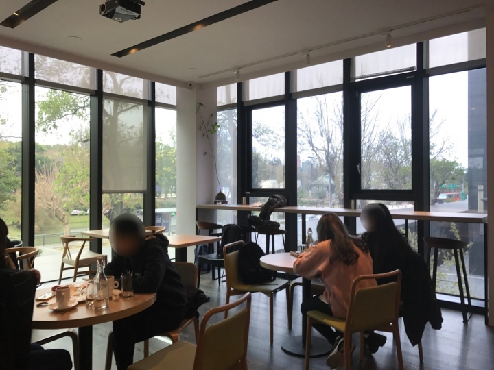 [食記] 新竹。築咖啡。在玻璃公園美景中吃早午餐