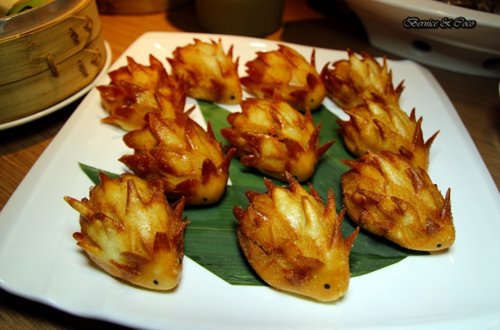 饗泰多 Siam More 泰式風格餐廳(桃園店)/霸氣厚度2cm最強的月亮蝦餅