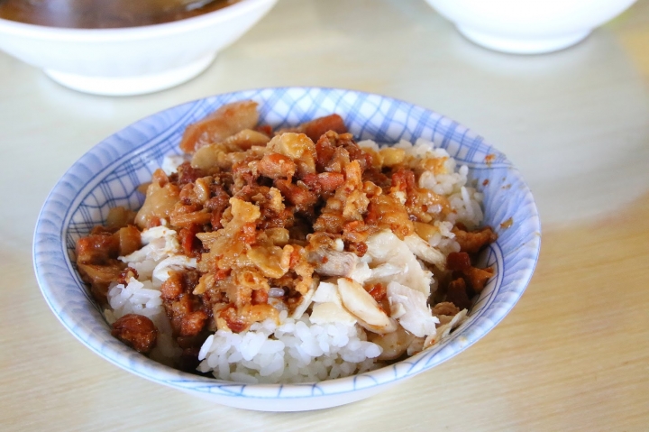 [台南][新營] 太子路火雞肉飯、砂鍋魚頭