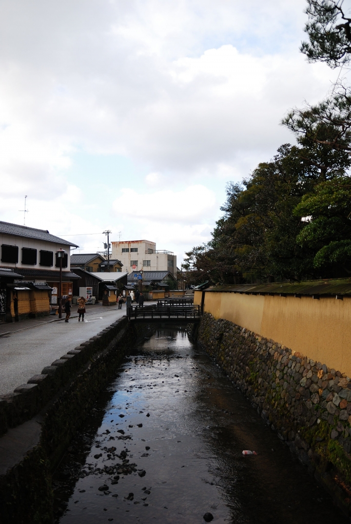 [冬之日本中部山區自助行]-金澤散策-東茶屋~兼六園~金澤城(一日自由乘車巴士)