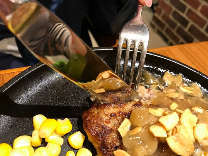 [食記] 微風信義 Grill Domi Kosugi洋食。日本六本木人氣名店(信義美食)