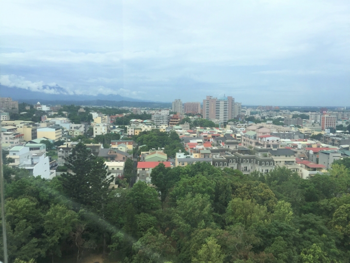 【嘉義東區 | 景點】於高塔上俯覽嘉義美景及體驗刺激天空走道☀射日塔