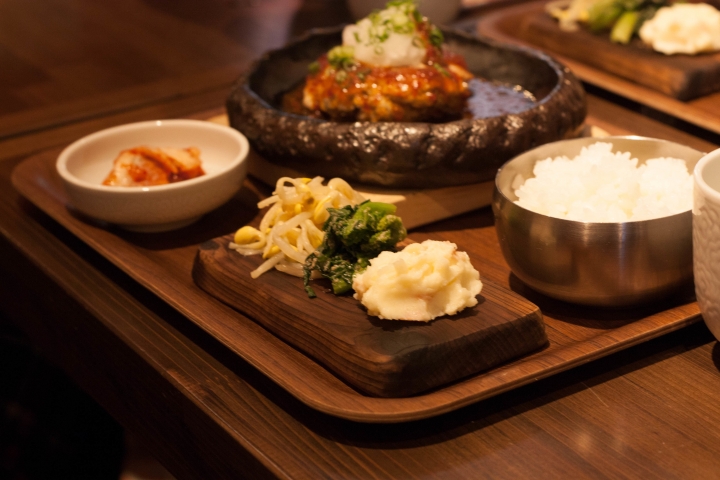 【行程。遊記】神奈川 江之島 被招待非業配的午後小旅行 青春與海的潮歌  湘南寶石 湘南の宝石 江之島光色祭典 伴手禮 餐廳 吃飯 古蹟 景點 推薦 車票