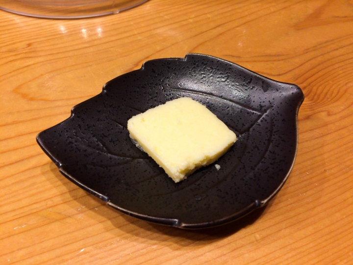 【美食。食記】東京 銀座 白湯略臭 奶油正好 篝 拉麵 雞白湯 三越櫃姐VS阿摩尼亞