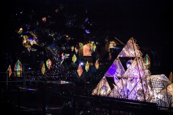 【行程。遊記】神奈川 江之島 被招待非業配的午後小旅行 青春與海的潮歌  湘南寶石 湘南の宝石 江之島光色祭典 伴手禮 餐廳 吃飯 古蹟 景點 推薦 車票