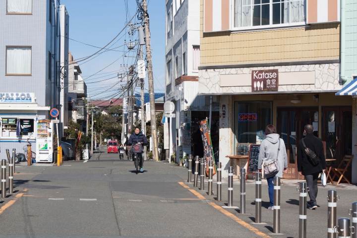 【行程。遊記】神奈川 江之島 被招待非業配的午後小旅行 青春與海的潮歌  湘南寶石 湘南の宝石 江之島光色祭典 伴手禮 餐廳 吃飯 古蹟 景點 推薦 車票