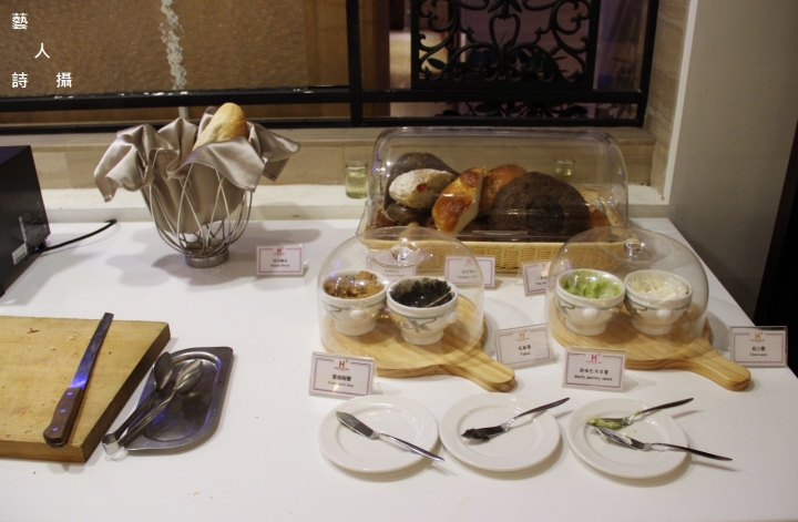 輕西餐搭配半自助式歡樂吧.高雄福華麗香苑@食在五星級酒店.藝人詩攝