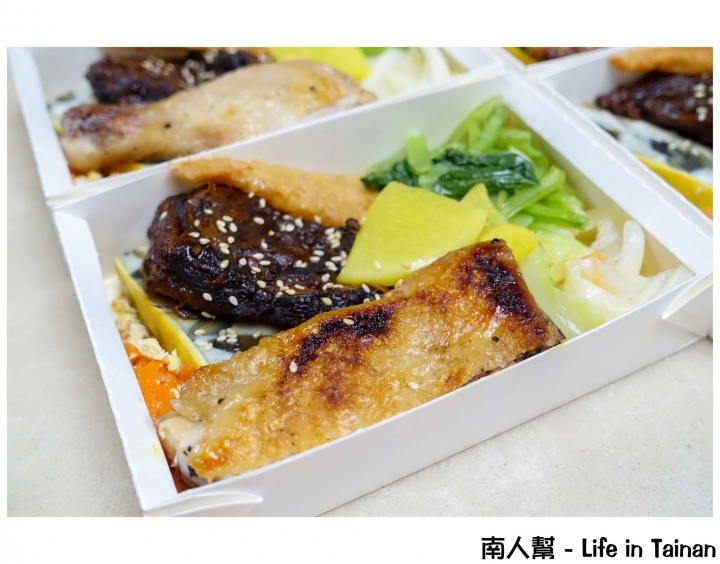 【台南中西區-美食】保安路&海安路一帶美食~~小編的17個夢幻組合