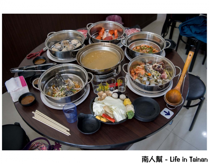 【台南北區-火鍋】海鮮爐│沙茶爐│全台第一高海鮮塔│新鮮鍋塔二吃~~海島火鍋店