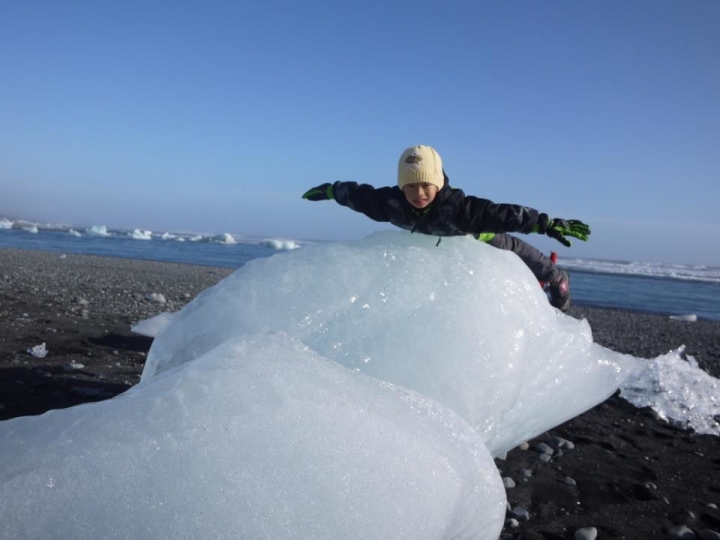 000/人~北緯66°-冰島極光，冰川，火山，溫泉12日~(下)