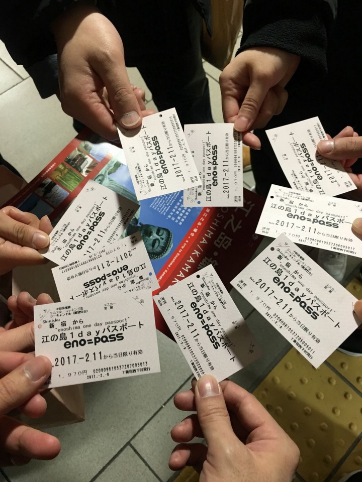 【行程。遊記】神奈川 江之島 被招待非業配的午後小旅行 青春與海的潮歌  湘南寶石 湘南の宝石 江之島光色祭典 伴手禮 餐廳 吃飯 古蹟 景點 推薦 車票