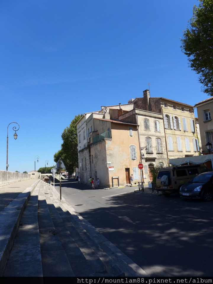 Arles【亞爾】南法小鎮自由行(3) - 梵高之路