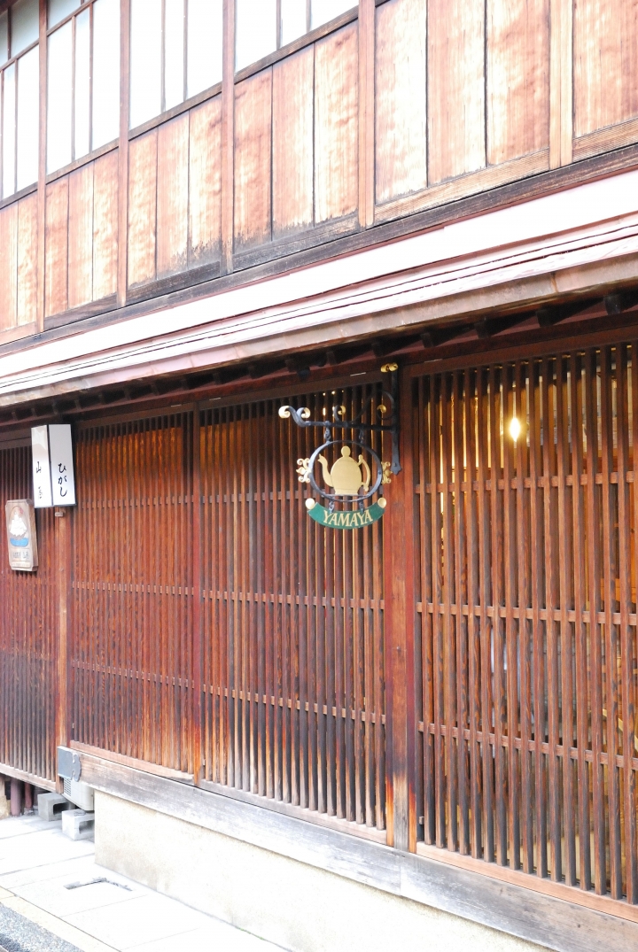 [冬之日本中部山區自助行]-金澤散策-東茶屋~兼六園~金澤城(一日自由乘車巴士)