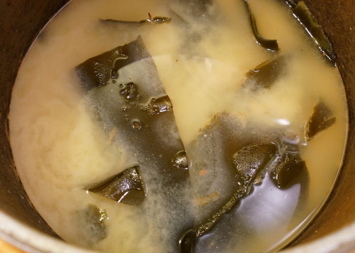 [食記] 新竹 丼飯店。菜色選擇眾多、高CP值日式定食! (近食品路/孔廟廣場)